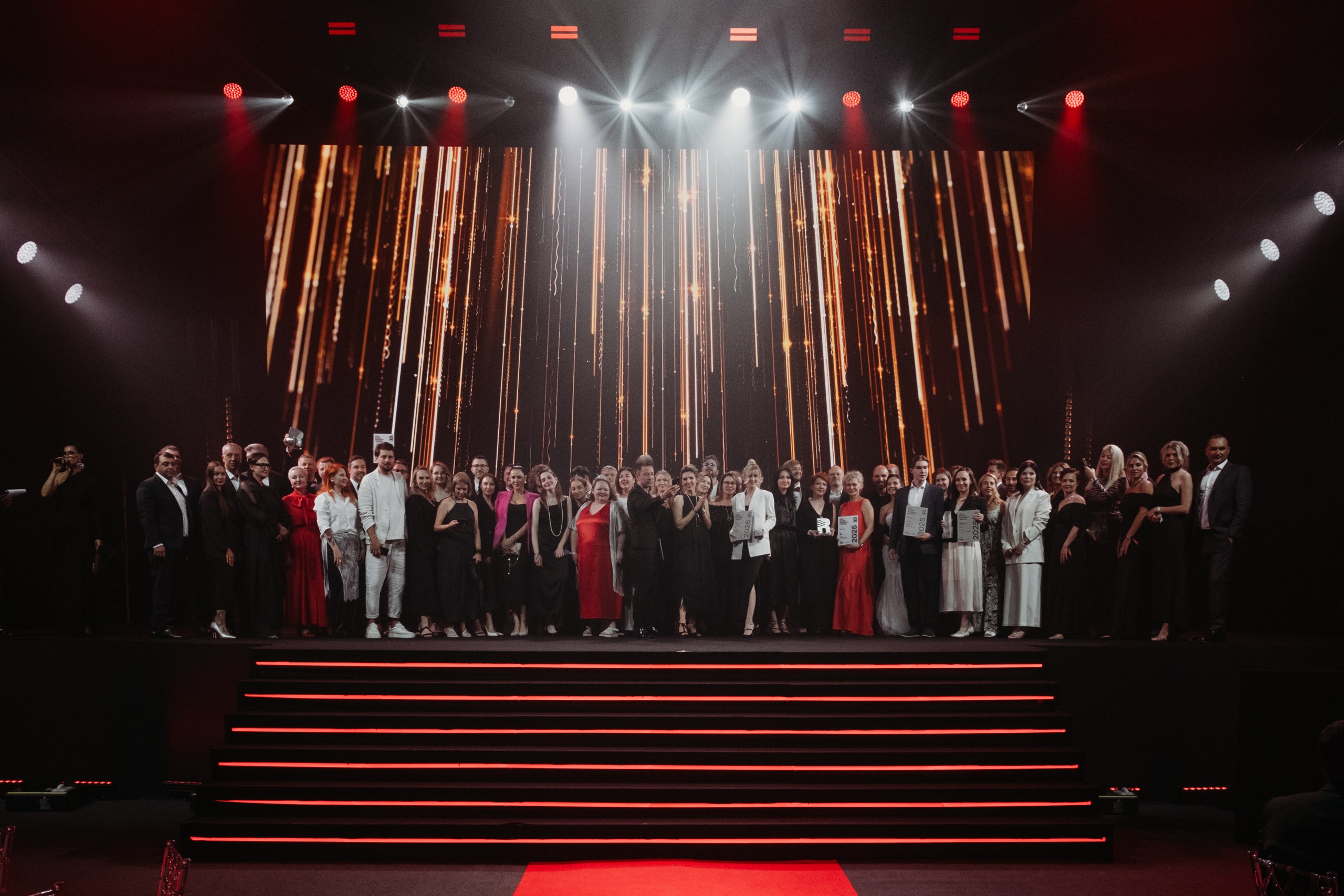 Звезды недвижимости зажглись на сцене: в Сочи прошла церемония награждения Премии REPA 2025