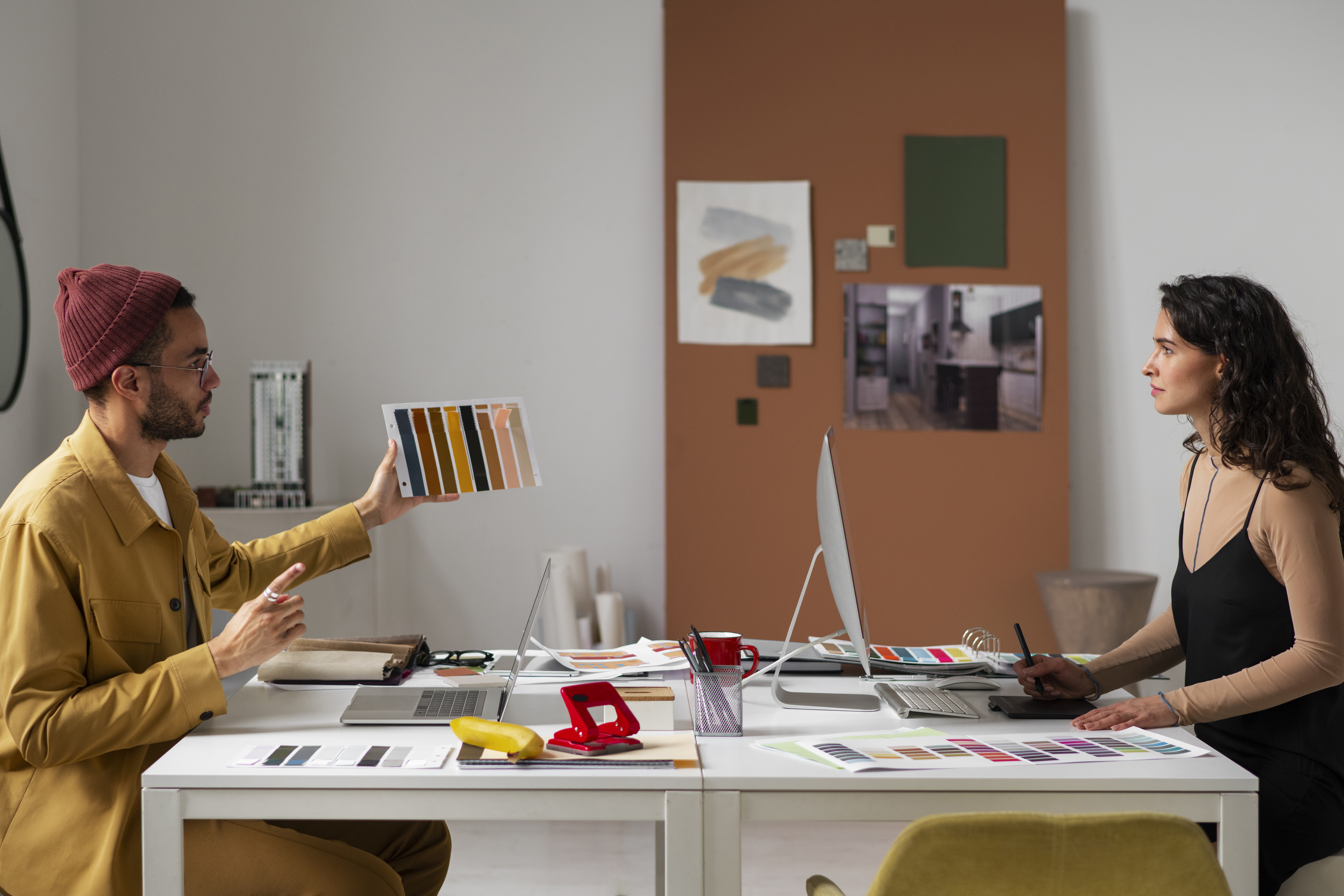 Адаптация офисных помещений под нужды разных типов бизнеса: кейсы успешного редизайна